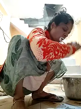 Snapshot of Sonam_dhakad chatting on December 22, 2025, 11:46 pm Sonam dhakad online show from December 22, 2025, 11:46 pm