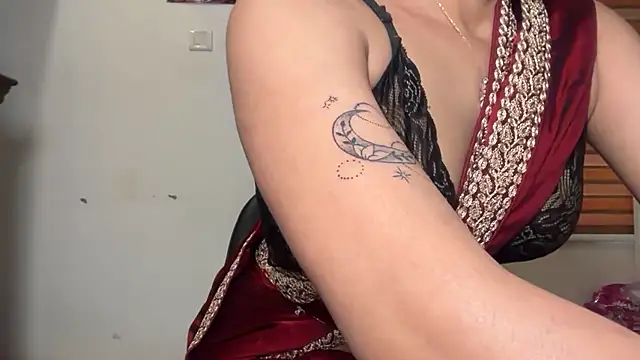 LucytheDevilQueen online show from March 4, 2026, 3:56 am