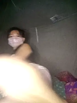 Snapshot of qychiu chatting on November 17, 2025, 11:27 am qychiu online show from November 17, 2025, 11:27 am