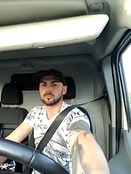 papichulo0099 online show from October 14, 2025, 5:08 am