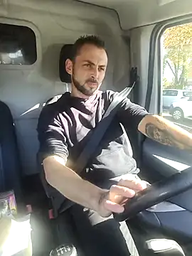 papichulo0099 online show from October 27, 2025, 10:08 am