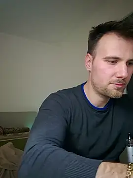 Snapshot of mrlyuis chatting on December 22, 2025, 10:29 pm mrlyuis online show from December 22, 2025, 10:29 pm