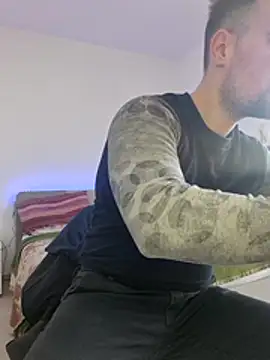 Snapshot of mrlyuis chatting on January 7, 2026, 11:34 am mrlyuis online show from January 7, 2026, 11:34 am