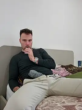 Snapshot of mrlyuis chatting on January 14, 2026, 11:49 am mrlyuis online show from January 14, 2026, 11:49 am