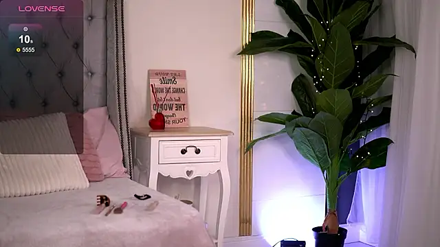 Snapshot of RebeccaRese chatting on March 25, 2026, 9:04 am RebeccaRese online show from March 25, 2026, 9:04 am