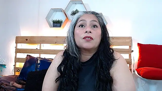 sheila reeves2772 online show from October 10, 2025, 5:34 pm