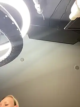 Bellissa  online show from March 16, 2026, 2:21 pm