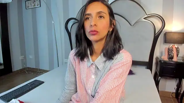 MiaAmore  online show from February 14, 2026, 6:59 pm