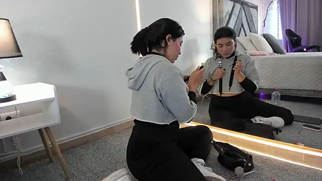 emy williams online show from October 10, 2025, 7:13 pm