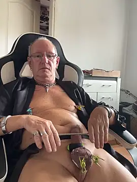 Robbin Huut online show from September 16, 2025, 9:10 am