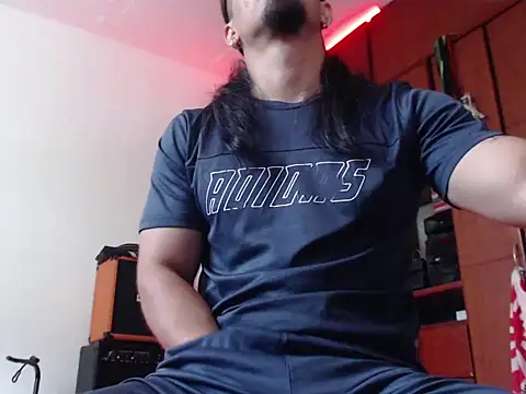 Diego  Barbarie   online show from October 17, 2025, 9:50 pm