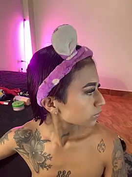 Dirty isabella18 online show from October 21, 2025, 7:58 pm