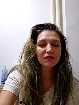 Snapshot of KamillaSpencer chatting on February 1, 2026, 9:02 pm KamillaSpencer online show from February 1, 2026, 9:02 pm