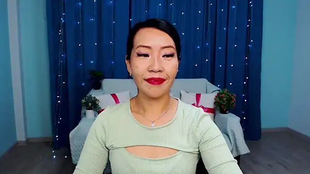 Snapshot of LiaPak chatting on September 11, 2025, 12:00 am LiaPak online show from September 11, 2025, 12:00 am