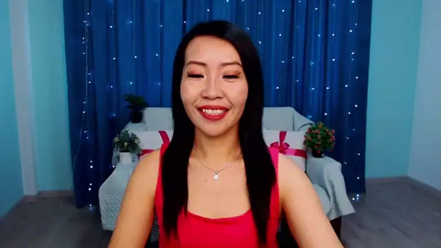 Snapshot of LiaPak chatting on September 18, 2025, 12:01 am LiaPak online show from September 18, 2025, 12:01 am