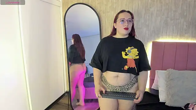 Snapshot of fieryluciana chatting on September 21, 2025, 3:41 am fieryluciana online show from September 21, 2025, 3:41 am