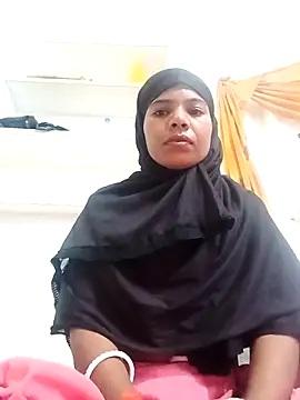 Snapshot of Rubi_sarma chatting on September 30, 2025, 12:48 am Rubi sarma online show from September 30, 2025, 12:48 am