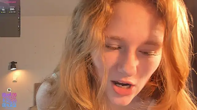 Snapshot of BreezeJam chatting on October 16, 2025, 12:06 pm BreezeJam online show from October 16, 2025, 12:06 pm