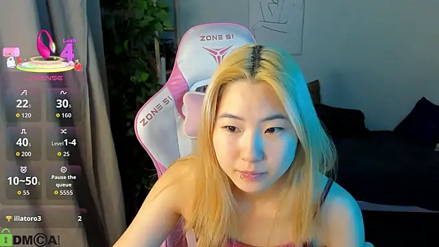 Aisi 18 online show from October 3, 2025, 1:46 am