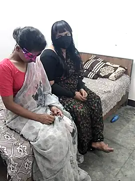 Snapshot of Hot_modal chatting on October 30, 2025, 5:35 pm Hot modal online show from October 30, 2025, 5:35 pm