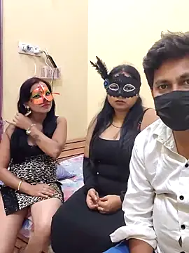 Hot modal online show from May 19, 2026, 6:25 pm
