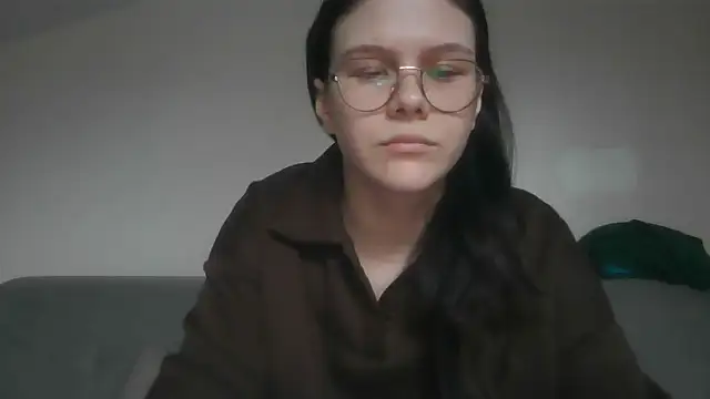 LaVostraDorothy online show from November 16, 2025, 8:20 am