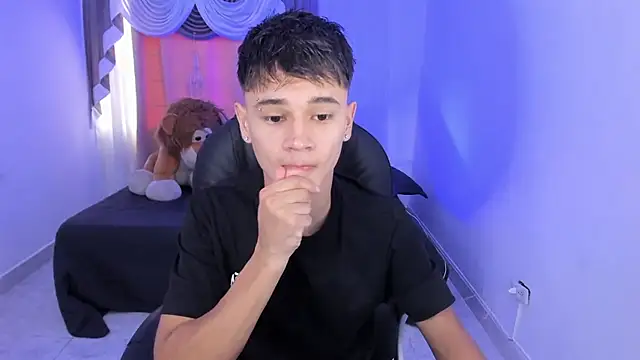 Aron Boyy online show from February 21, 2026, 7:48 pm