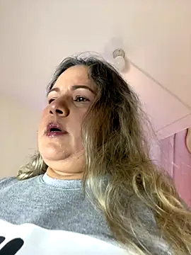 Lucy Milf 474 online show from September 29, 2025, 12:10 pm