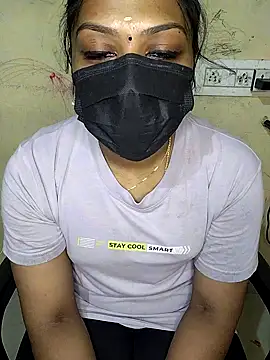 Snapshot of Tamil_Attitude_queen chatting on September 28, 2025, 7:19 pm Tamil Attitude queen online show from September 28, 2025, 7:19 pm