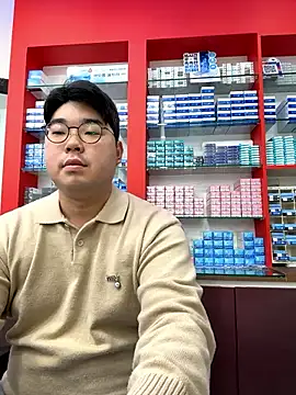 gayfucuxuc online show from November 26, 2025, 12:55 am