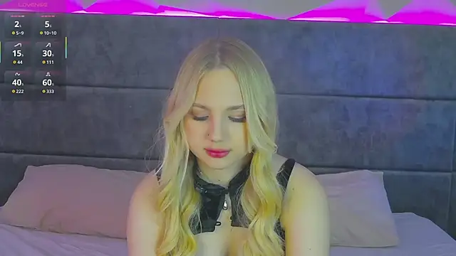 Sky Cutie online show from February 4, 2026, 5:57 am