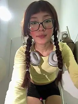 SweetBunnyGF online show from July 11, 2026, 11:50 pm
