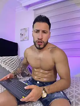 Snapshot of Thiago_Hill chatting on June 21, 2026, 3:09 am Thiago Hill online show from June 21, 2026, 3:09 am
