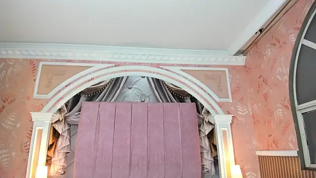 Dani rivass online show from October 7, 2025, 11:18 am