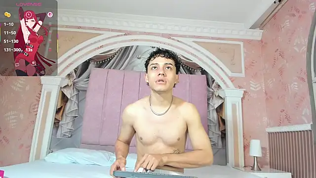 Dani rivass online show from October 10, 2025, 11:31 am