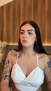 Snapshot of AliceRitter chatting on October 20, 2025, 6:19 pm AliceRitter online show from October 20, 2025, 6:19 pm