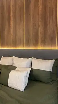 Snapshot of AliceRitter chatting on October 26, 2025, 6:25 pm AliceRitter online show from October 26, 2025, 6:25 pm