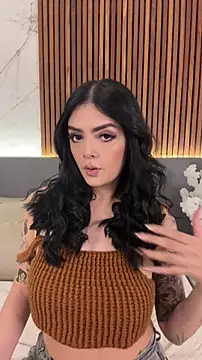 Snapshot of AliceRitter chatting on February 28, 2026, 8:10 pm AliceRitter online show from February 28, 2026, 8:10 pm