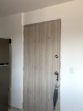 Lu090  online show from November 22, 2025, 4:50 pm