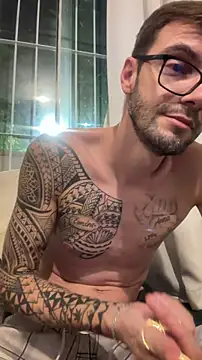 Leonsouzaof online show from April 16, 2026, 1:06 am