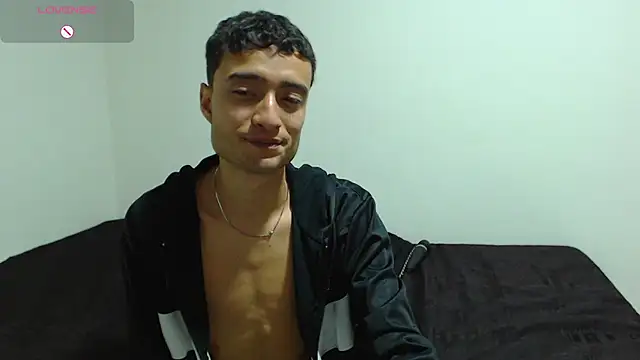 camiYwY online show from October 11, 2025, 6:12 am