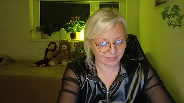 Linsy Kim online show from March 19, 2026, 12:36 am