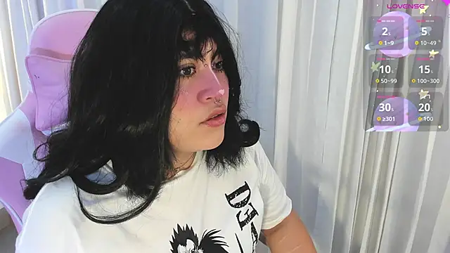 mia yeager online show from November 21, 2025, 12:54 am