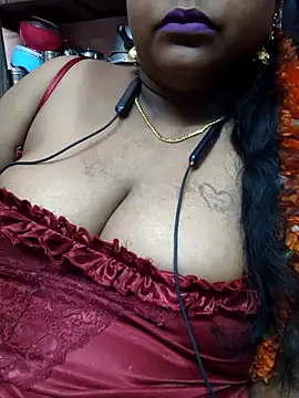 bakyasree143 online show from September 18, 2025, 11:40 pm