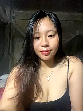 maianhcute online show from October 5, 2025, 1:04 am