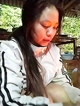 venu00 online show from December 14, 2025, 12:16 am