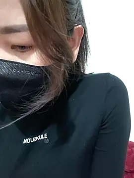 Singlemom69x online show from February 9, 2026, 1:42 am