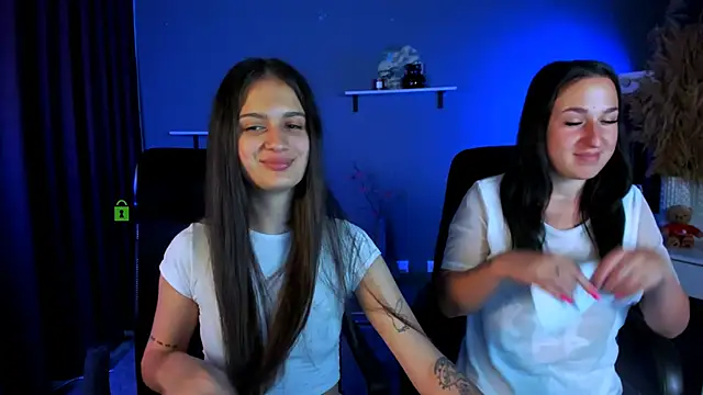 Snapshot of talia_seduce chatting on September 12, 2025, 12:49 pm talia seduce online show from September 12, 2025, 12:49 pm