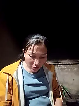 Snapshot of YAYAA-502 chatting on November 17, 2025, 11:38 am YAYAA-502 online show from November 17, 2025, 11:38 am