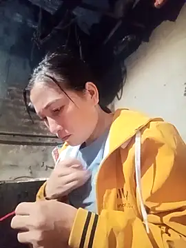 Snapshot of YAYAA-502 chatting on November 18, 2025, 12:49 am YAYAA-502 online show from November 18, 2025, 12:49 am